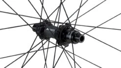 Dt-swiss Roue M 1900 SPLINE 25 Boost Disc Center Lock 27,5" -Magasin De Sport De Vélo 410801