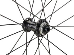 Shimano Set De Roues Carbone WH-R9270-C60-HR-TL Dura-Ace Disc Center Lock +Sac 12 Shimano Set De Roues Carbone WH-R9270-C60-HR-TL Dura-Ace Disc Center Lock +Sac -Magasin De Sport De Vélo 468063