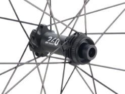 Dt-swiss Set De Roues En Carbone CRC 1400 SPLINE 35 Disc Center Lock 28" 11 Dt-swiss Set De Roues En Carbone CRC 1400 SPLINE 35 Disc Center Lock 28" -Magasin De Sport De Vélo 501820